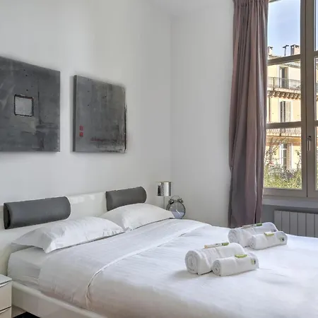 Immogroom-exclusive- 5 Min From Beaches-parking- Pool Apartment *